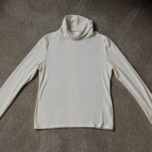 Banana Republic Factory Soft Luxe Turtleneck Top Women's Medium Cream